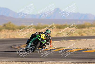 media/Oct-29-2022-CVMA (Sat) [[14c0aa3b66]]/Race 11 Amateur Supersport Open/